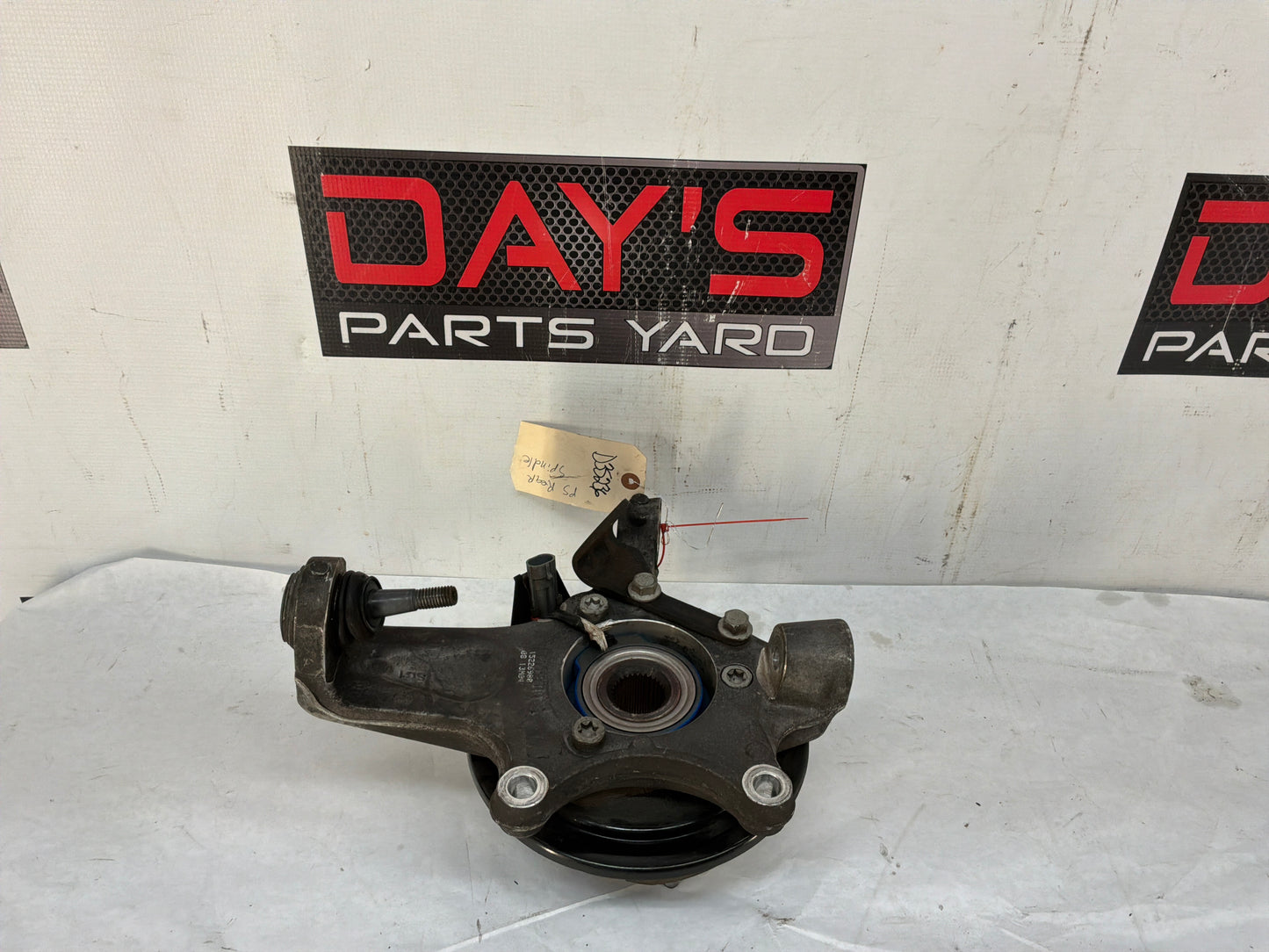 Rh rear spindle - Day's Parts Yard