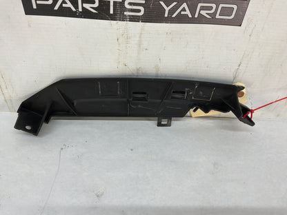 Bumper bracket - Day's Parts Yard