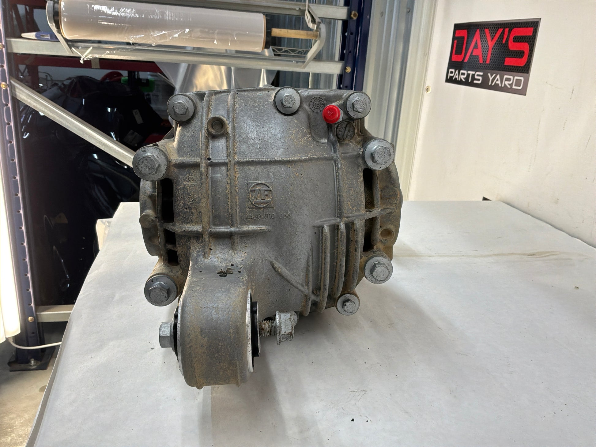 Rear differential - Day's Parts Yard