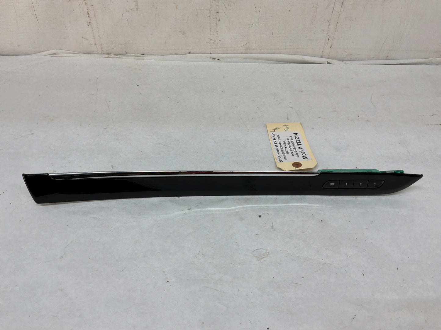 2015 Chevy SS Sedan LH Driver Front Interior Door Panel Trim Applique w/ Control OEM