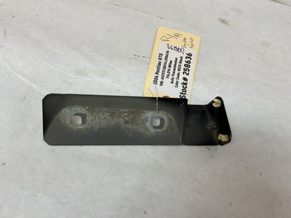 2004 Pontiac GTO RH Passenger Front Bumper Fender Bracket Guide Support OEM