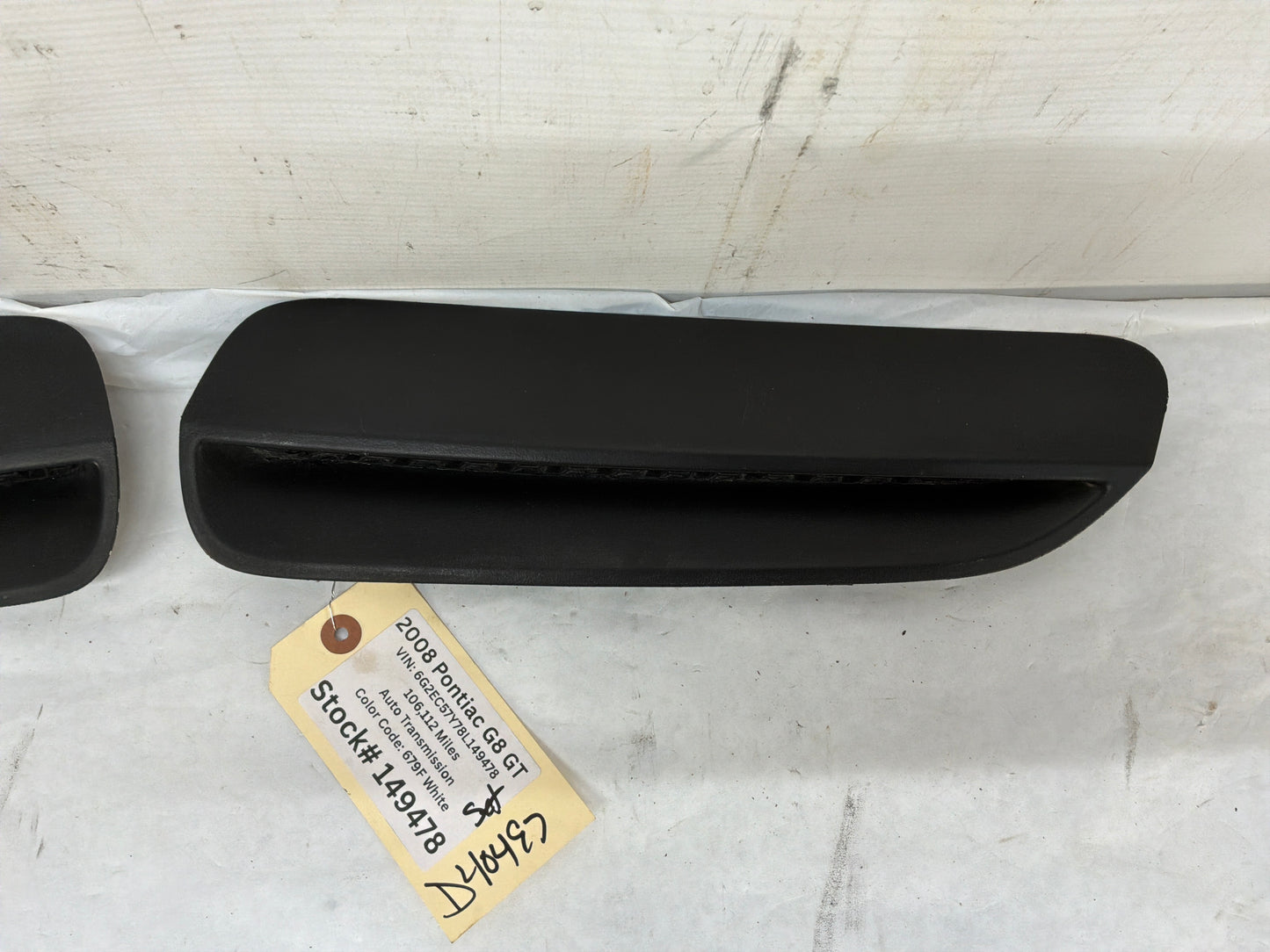 2008 Pontiac G8 GT Hood RH & LH Hood Scoops Vents Black OEM