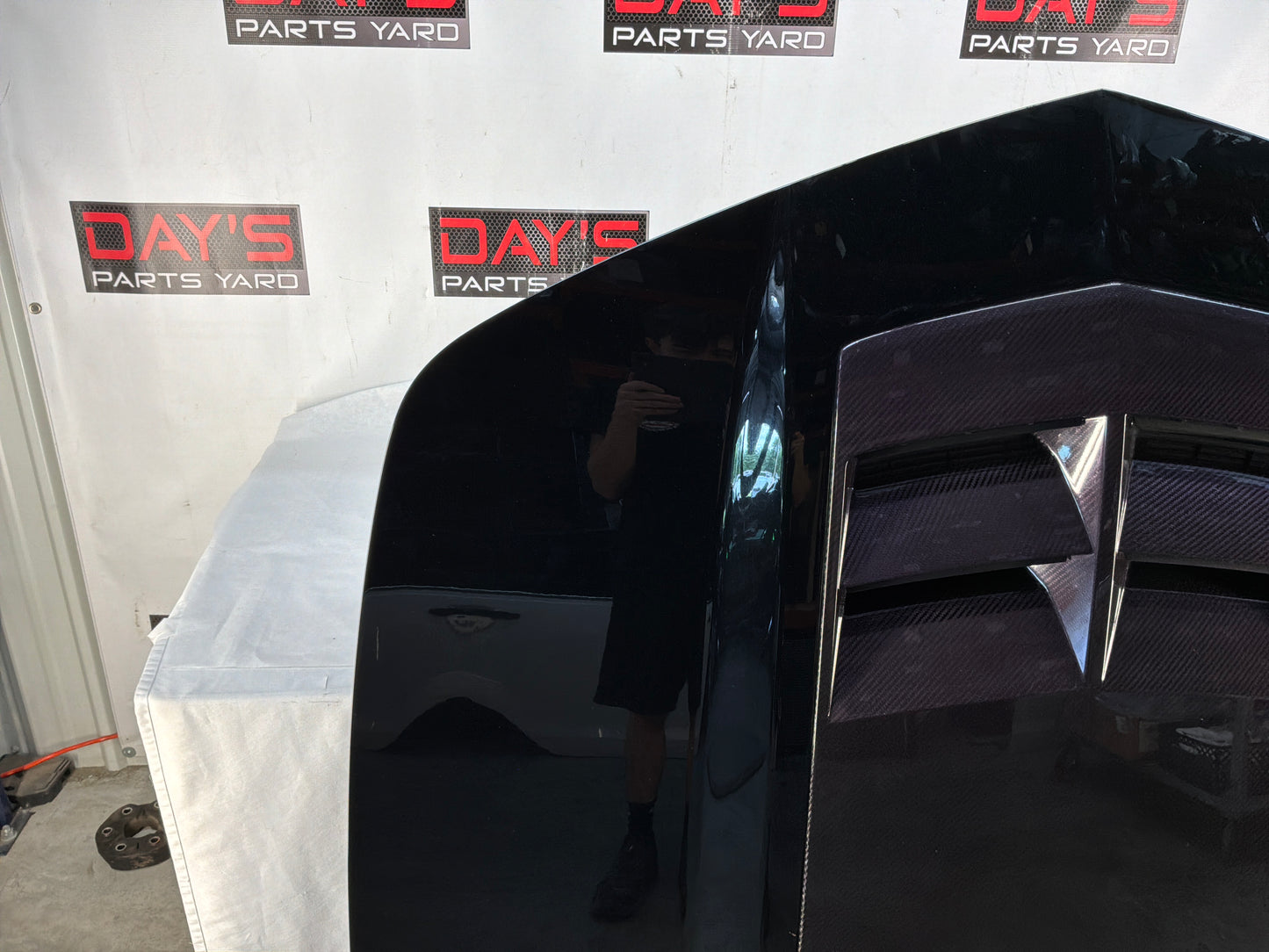 2014 Chevy Camaro ZL1 Hood w/ Carbon Fiber Scoop Vent Insert Black OEM