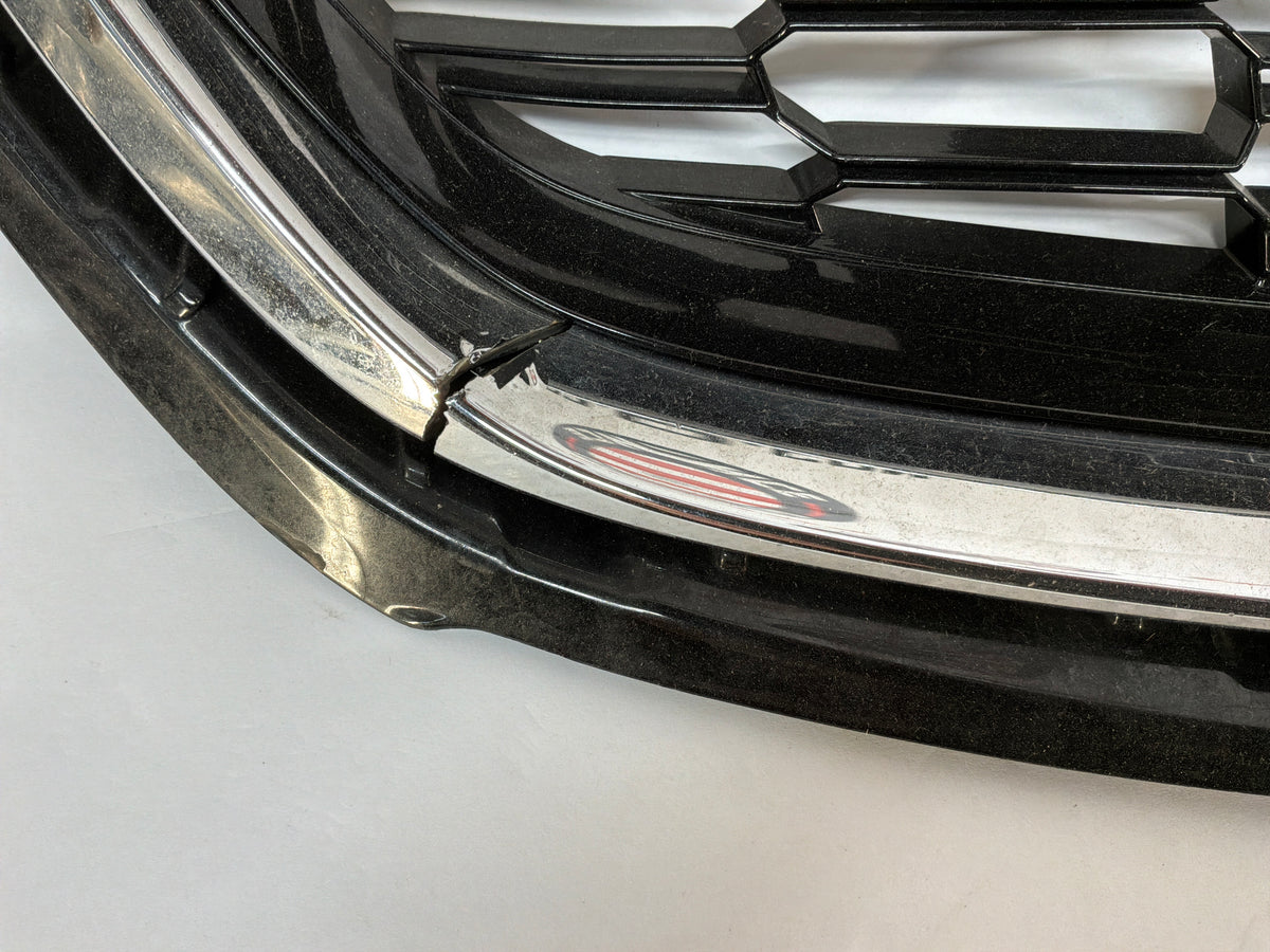2017 Chevy SS Sedan Front Upper Grille OEM Damaged
