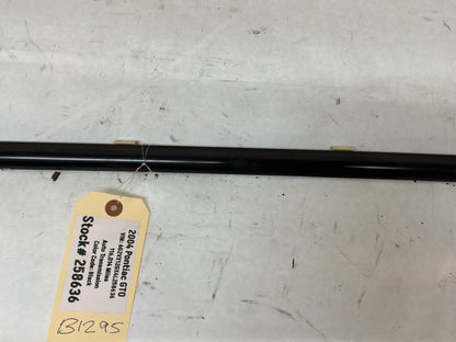 2004 Pontiac GTO LH Driver Window Door Belt Molding Weather Strip Trim OEM