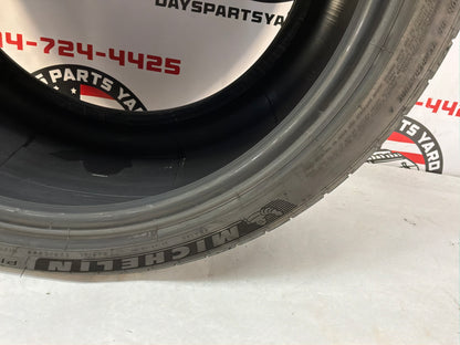 Michelin Pilot Sport 4 Season Tire 305/30/ZR19