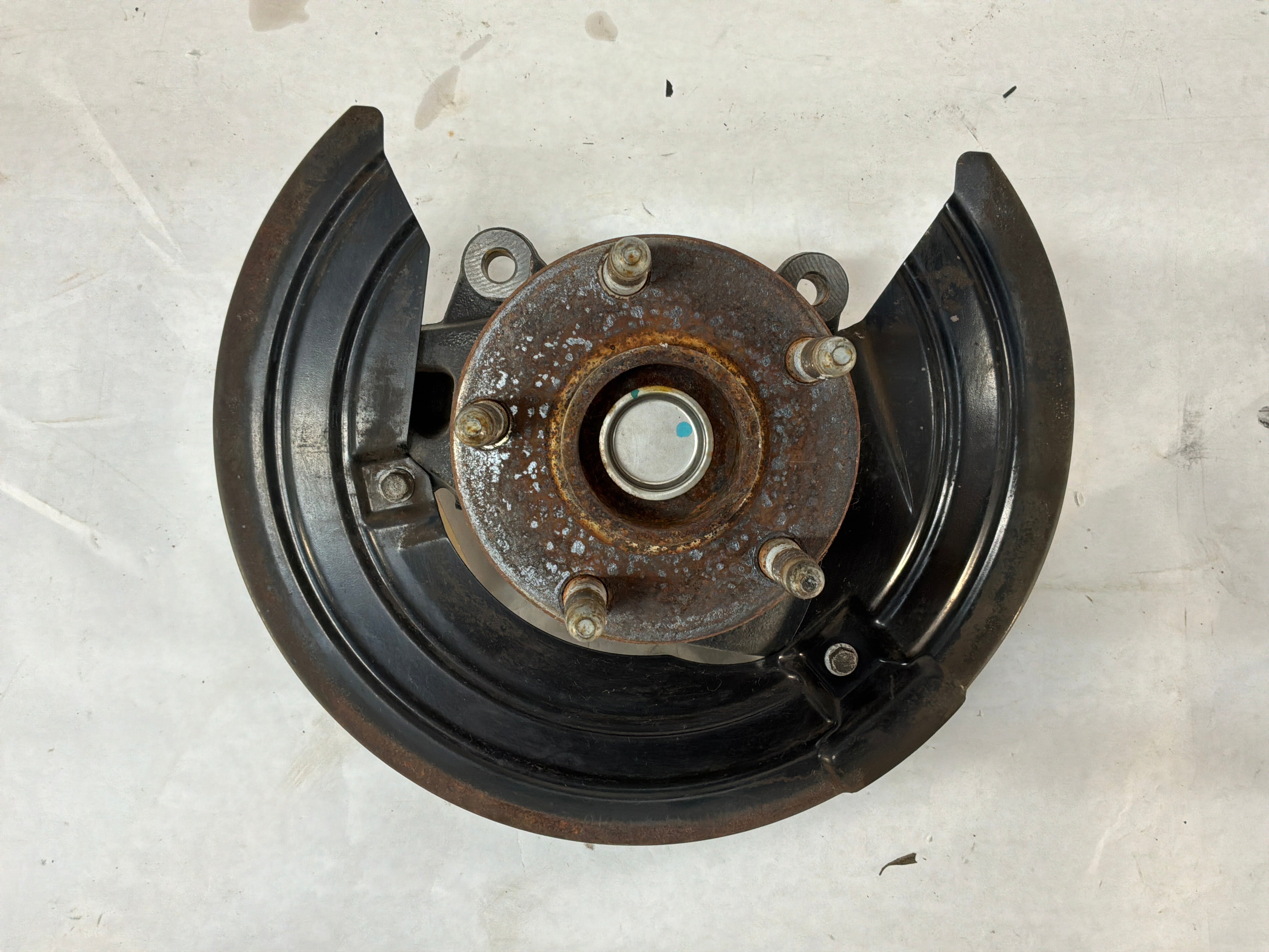 2008 Pontiac G8 GT LH Driver Front Suspension Spindle Knuckle Hub Asse