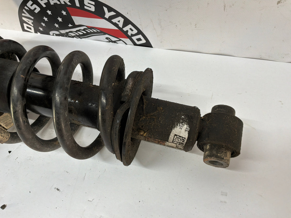 2013 Chevy Camaro ZL1 RH Passenger Rear Magnetic Ride Struts Shocks Assembly OEM