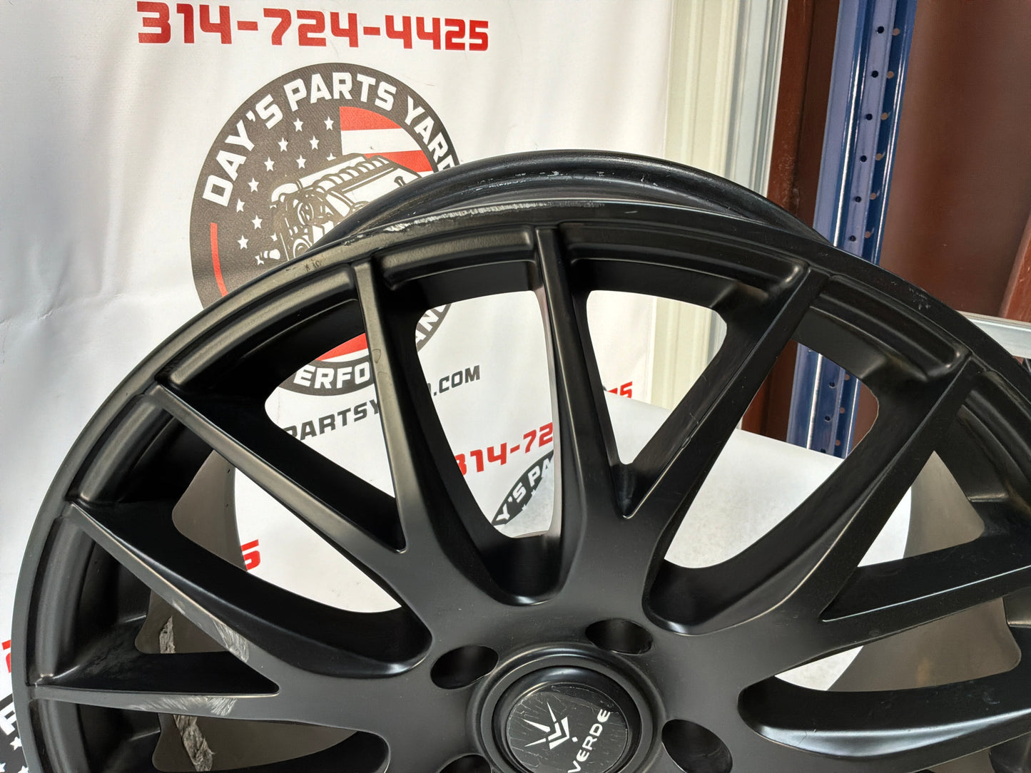 2005 Pontiac GTO 18x8 Verde Saga Aftermarket Wheels Set