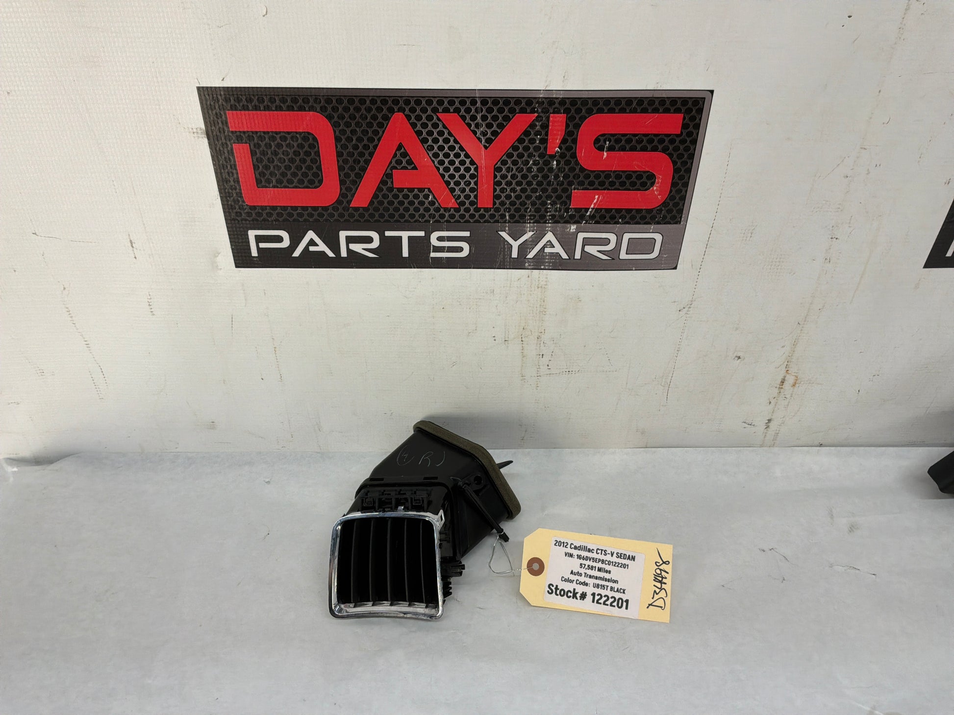 Dash vent - Day's Parts Yard