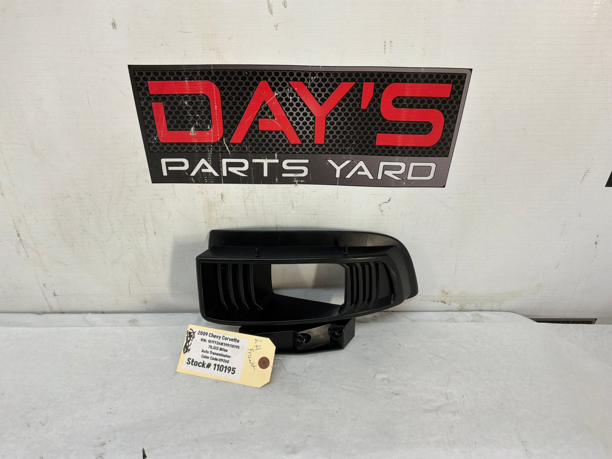 Bezel - Day's Parts Yard