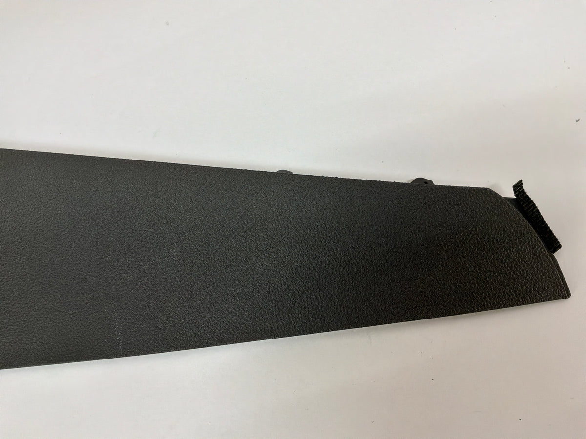 THIS GOES WITH A CONSOLE Console trim - Day's Parts Yard