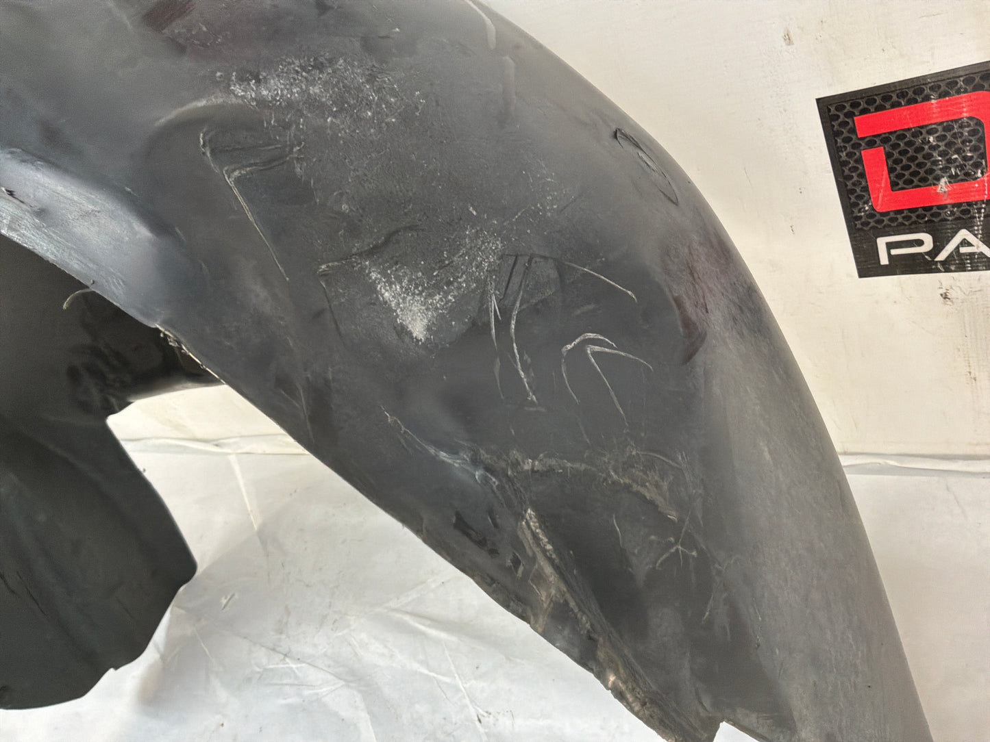 2008 Pontiac G8 GT RH Passenger Rear Fender Wheelhouse Well Liner OEM