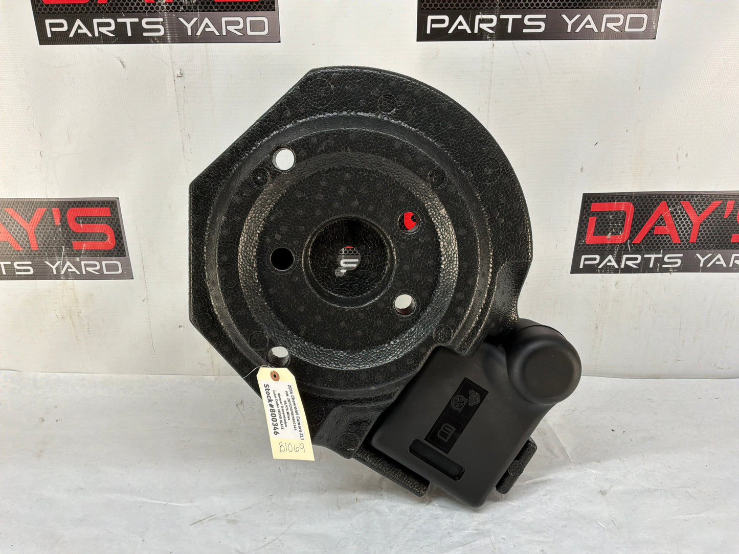 2014 Chevy Camaro ZL1 Spare Tire Air Compressor Inflator w/ Sealant OEM