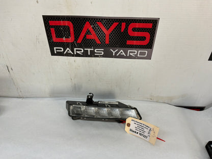 Rh running light - Day's Parts Yard
