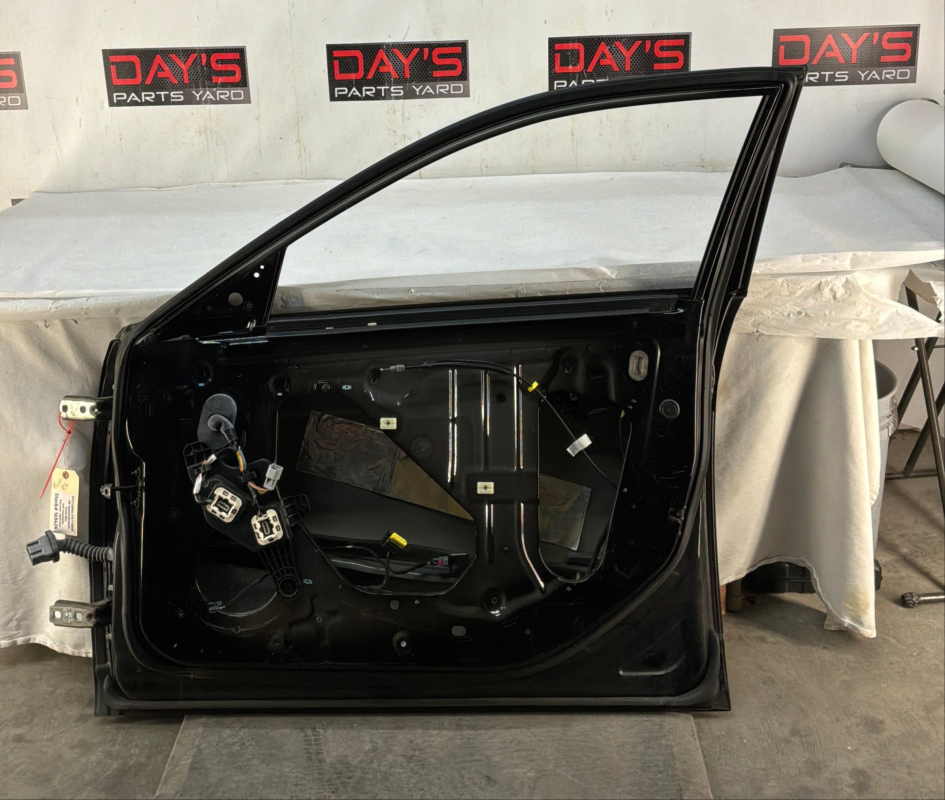 Rh door - Day's Parts Yard