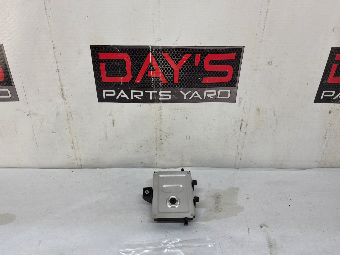 2014 Chevy Caprice PPV Fuel Pump Control Module OEM