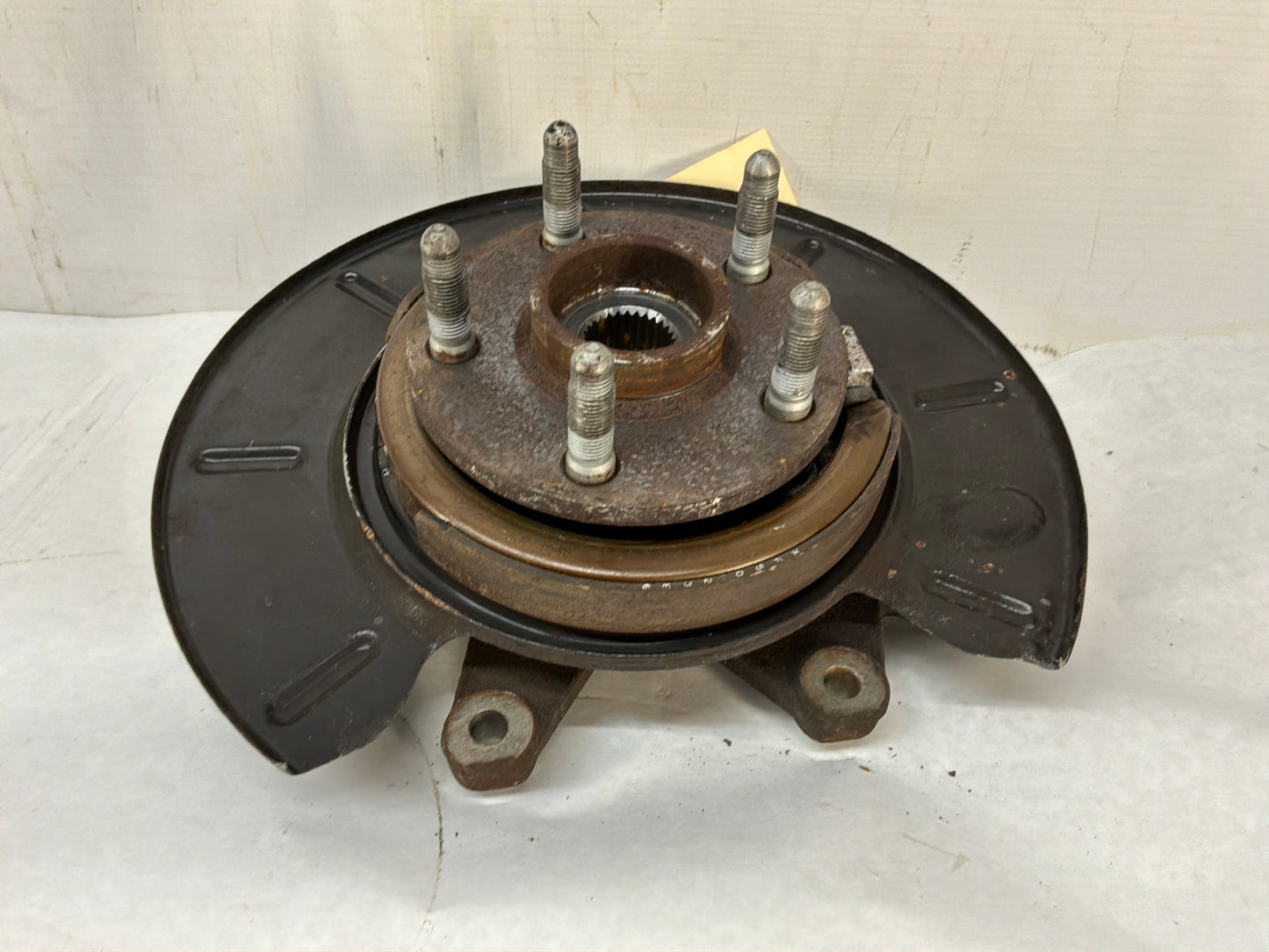 2017 Chevy SS Sedan RH Passenger Rear Suspension Spindle Hub Knuckle Wheel Bearing OEM