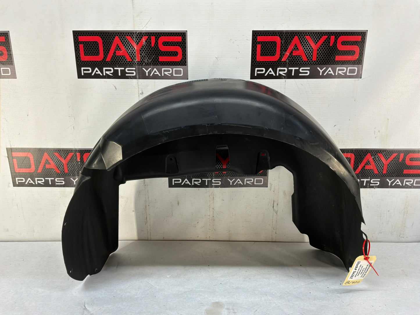 2008 Pontiac G8 GT RH Passenger Rear Fender Wheelhouse Well Liner OEM