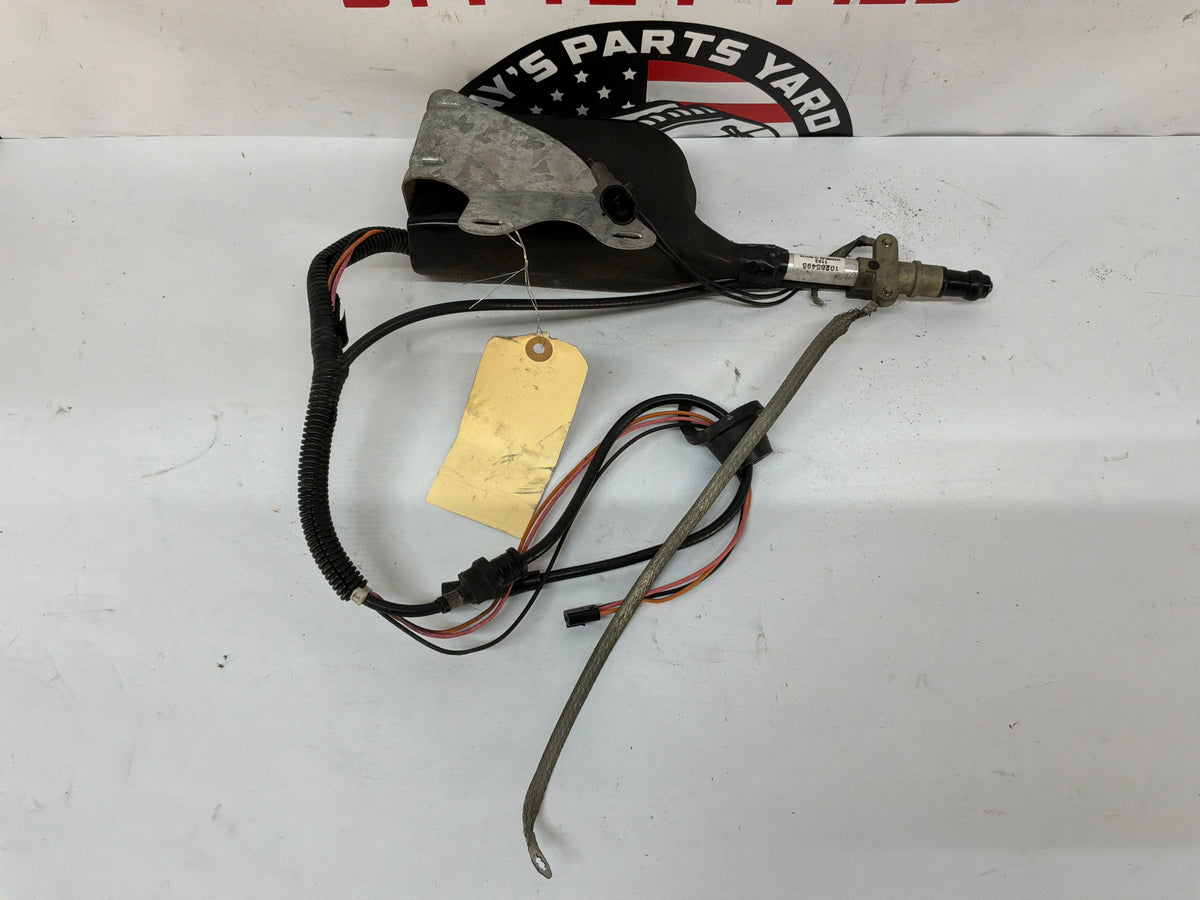 2002 Chevy Corvette Convertible Power Radio Antenna Assembly OEM