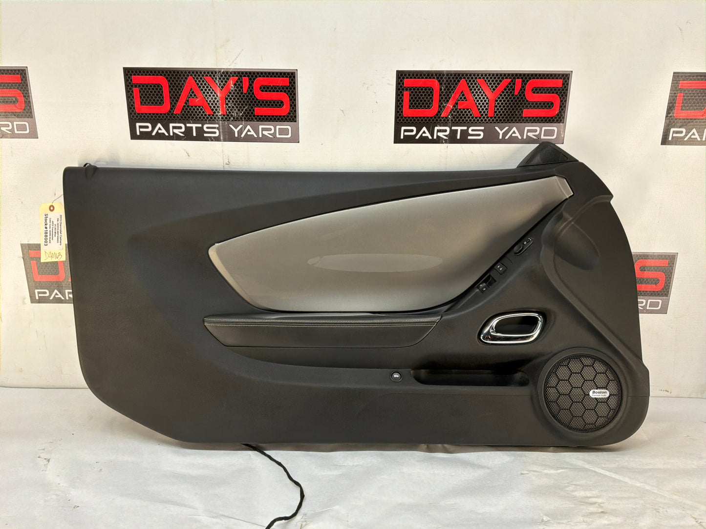 2015 Chevy Camaro SS LH Driver Interior Door Panel Trim Molding OEM