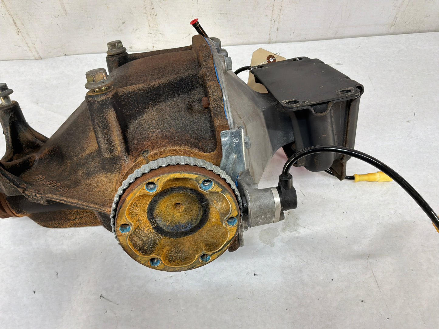 2006 Pontiac GTO Rear End Rearend Carrier Axle Differential 3.46 LSD OEM