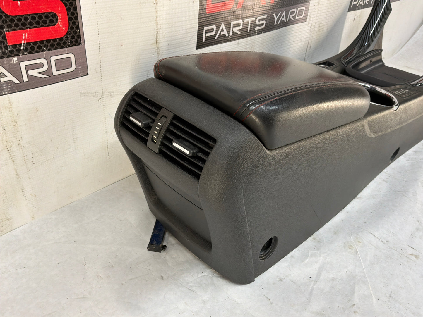 2014-2017 Chevy SS Sedan Caprice PPV Center Console Arm Rest OEM