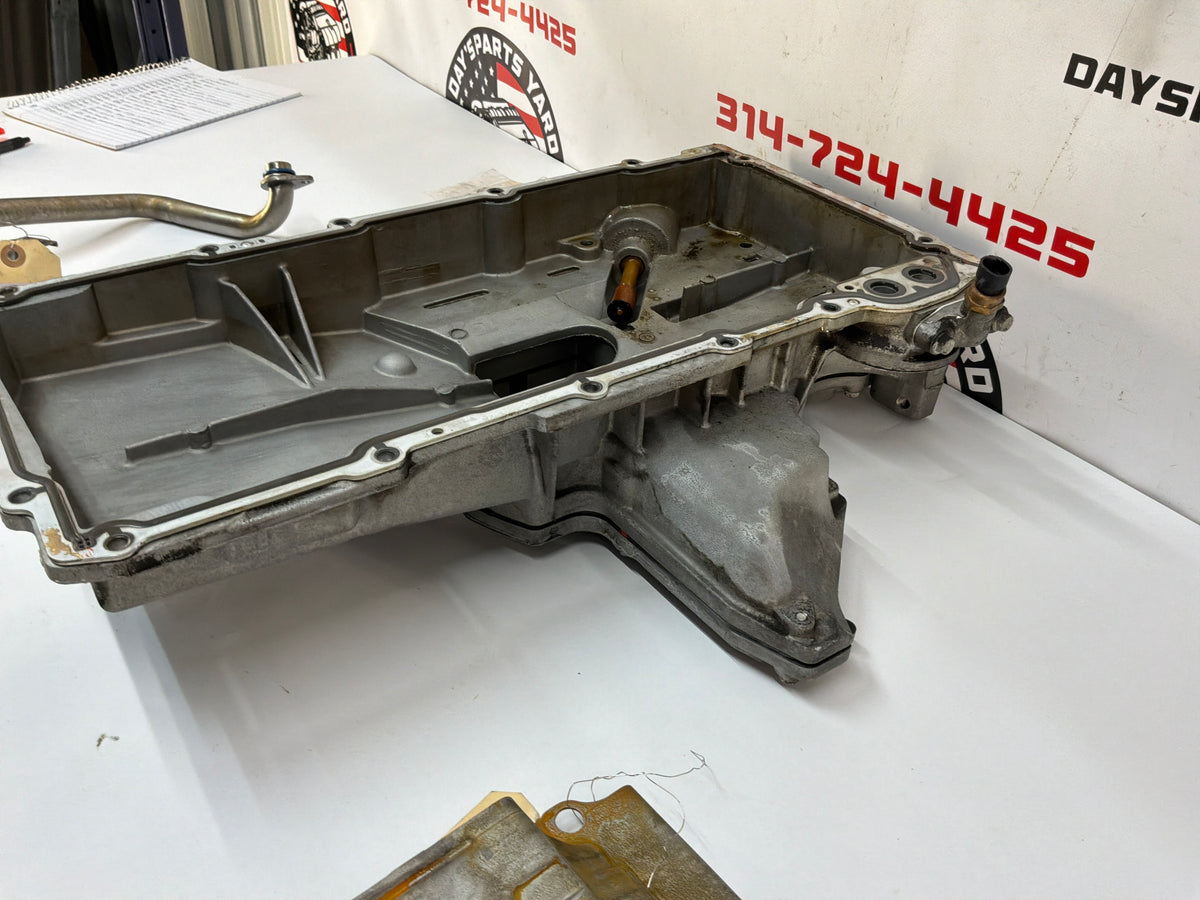 2002 Chevy C5 Corvette Convertible Aluminum Batwing Oil Pan w/ Windage Tray & Pick Up Tube OEM