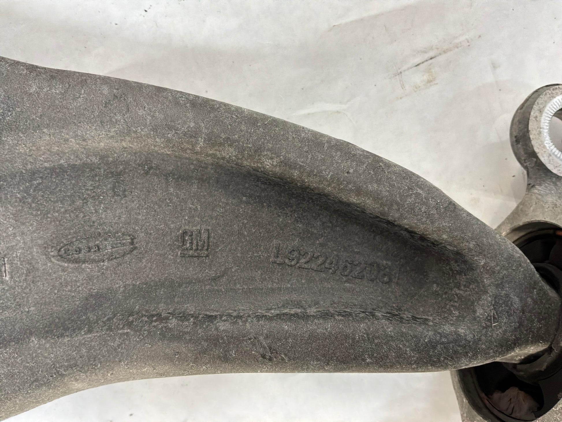 Control arm - Day's Parts Yard
