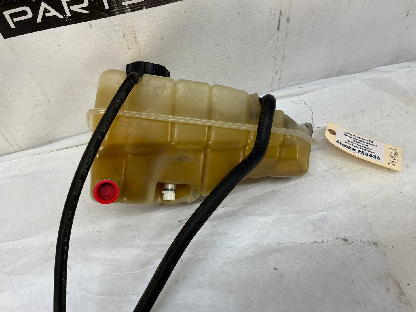 2004 Pontiac GTO Radiator Coolant Over Flow Surge Tank Reservoir OEM