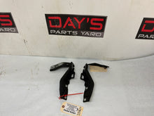 Hood hinges - Day's Parts Yard