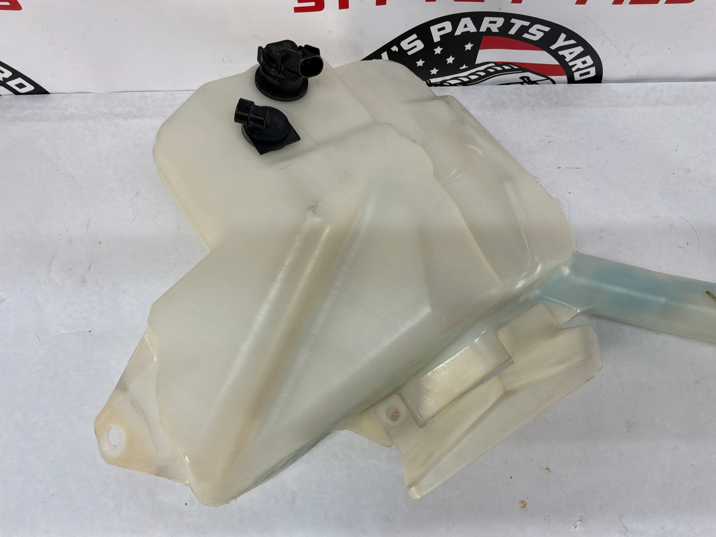 2007 C6 Corvette Convertible Front Windshield Washer Reservoir Tank OEM