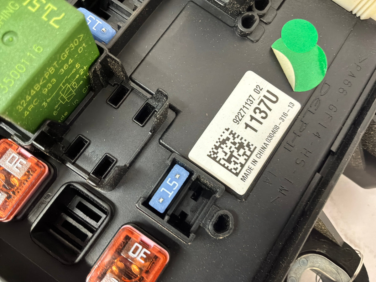 2014 Chevy SS Sedan Rear Fuse Relay Wiring Harness Junction Box Block OEM