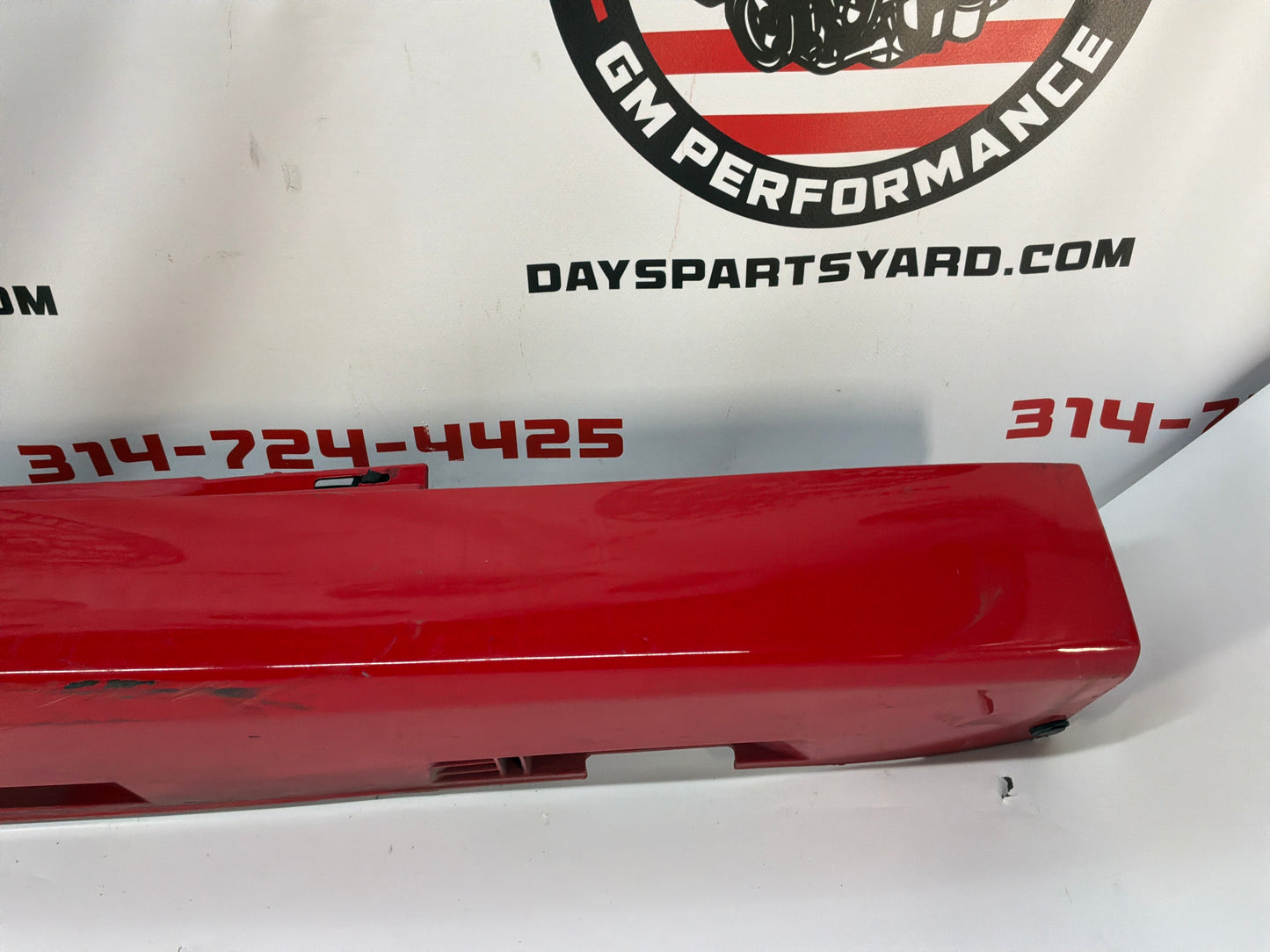 2008 Pontiac G8 GT RH Passenger Rocker Molding Side Skirt Panel Trim Red OEM