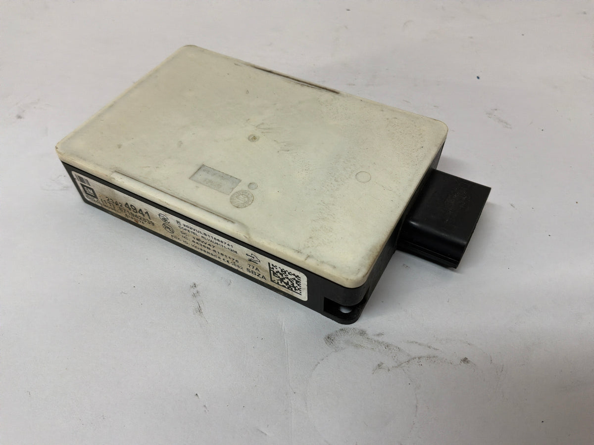 2017 Chevy SS Sedan Blind Spot Alert Radar Module OEM