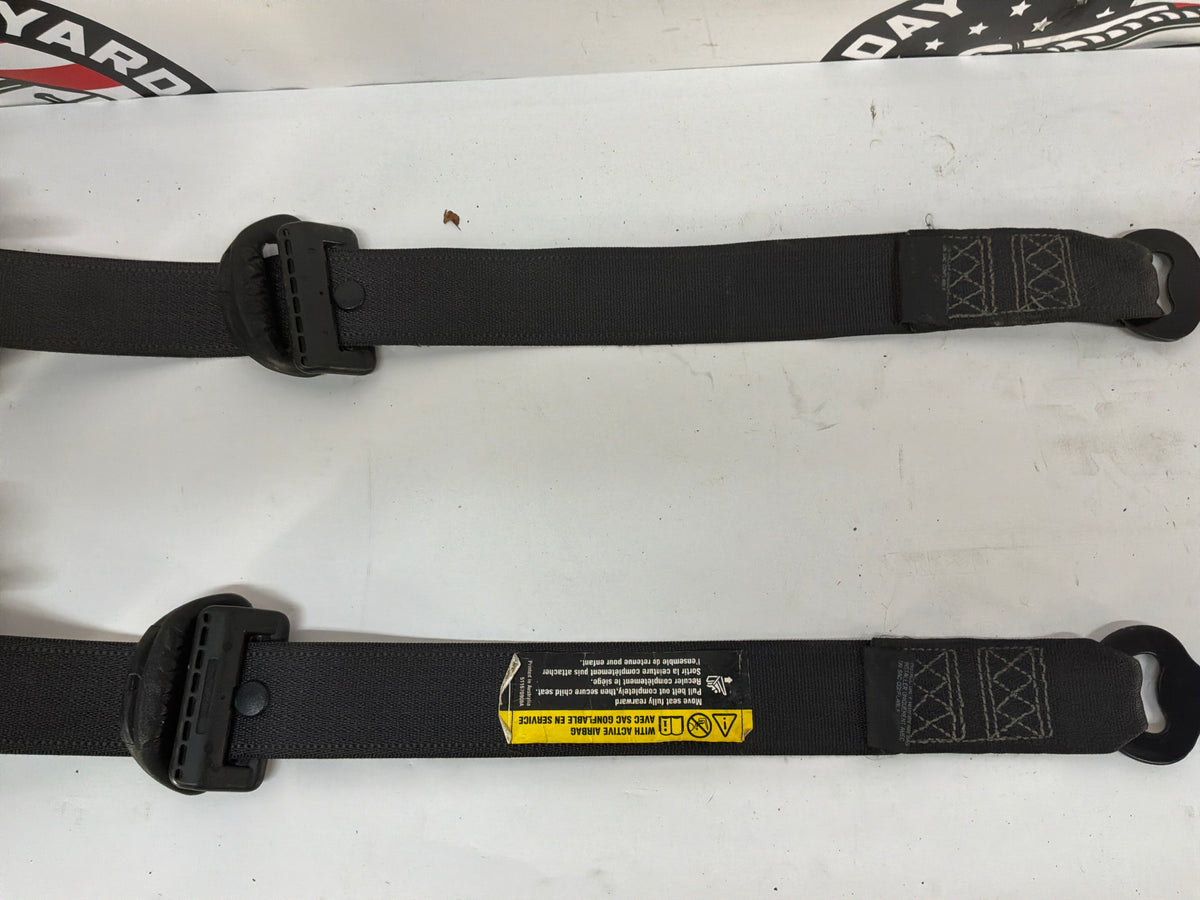 2006 Pontiac GTO LH & RH Front Seat Belts Retractors OEM