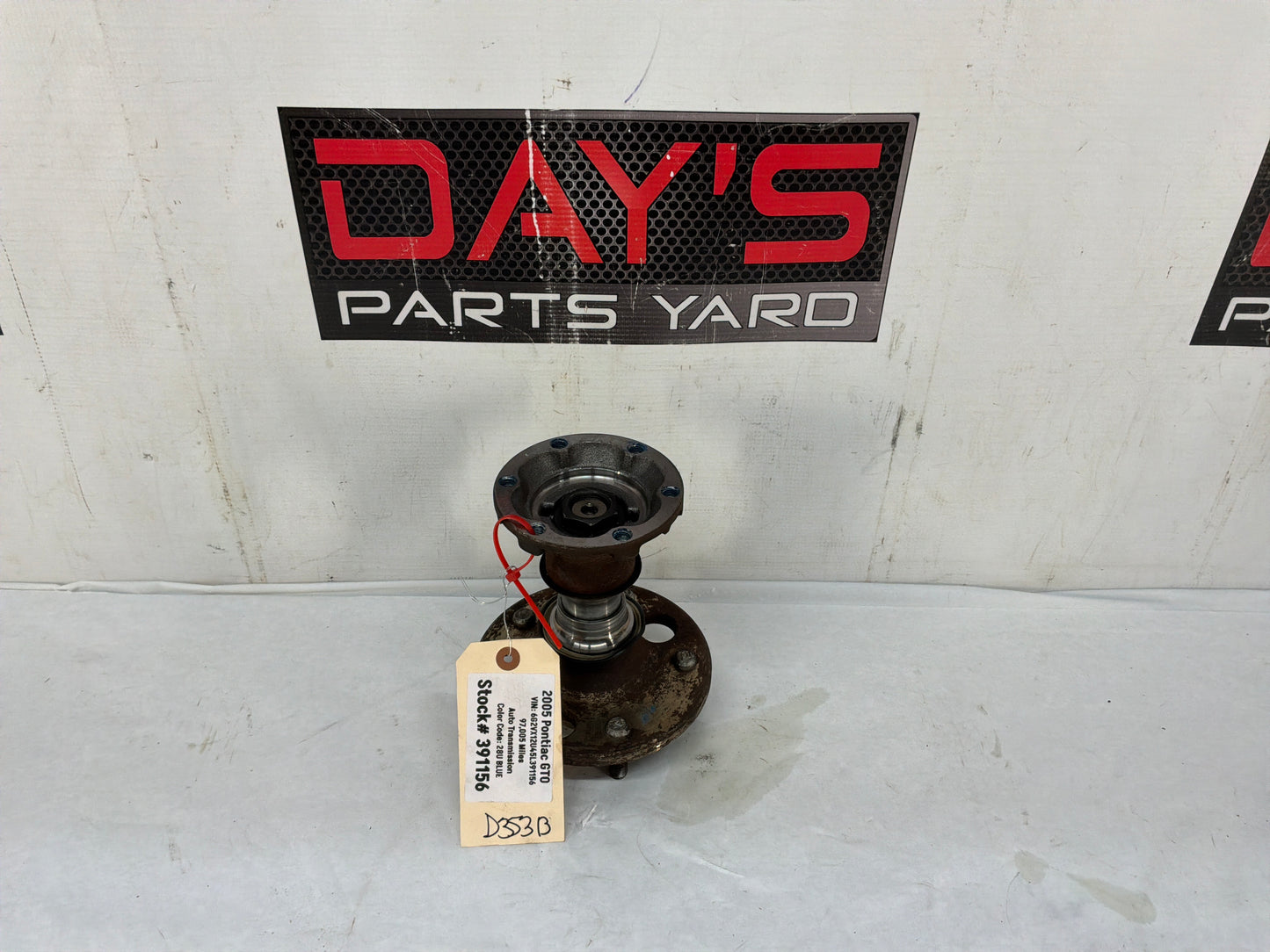 Rh hub - Day's Parts Yard