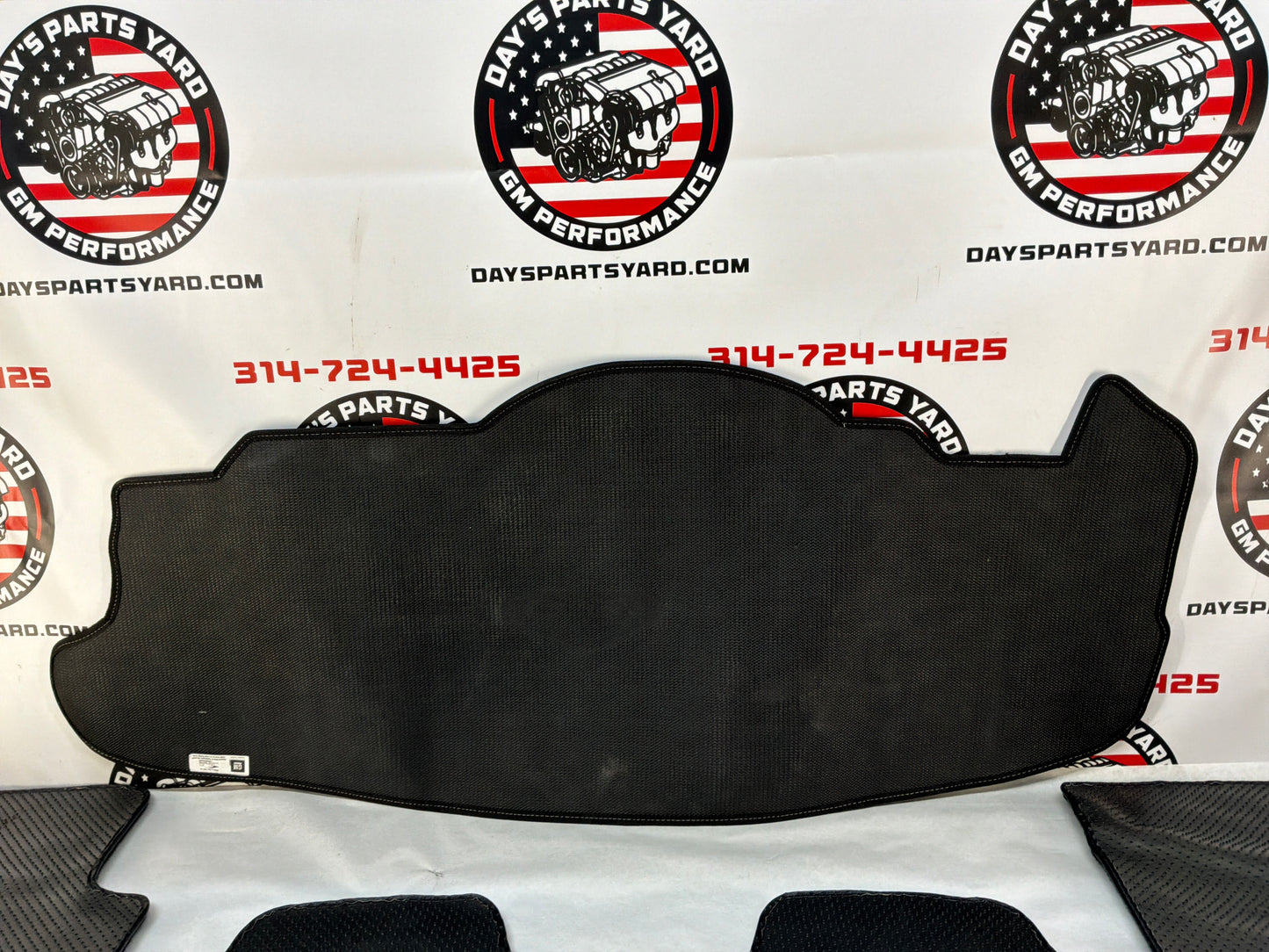 2005 Pontiac GTO Embroidered Front & Rear Floor Mats w/ Spare Tire Cover
