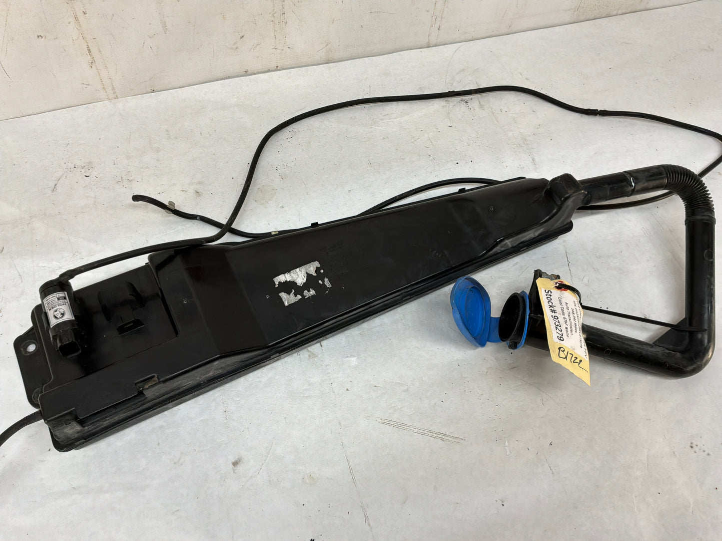 2014 Chevy Caprice PPV Windshield Washer Reservoir Overflow Tank Bottle OEM