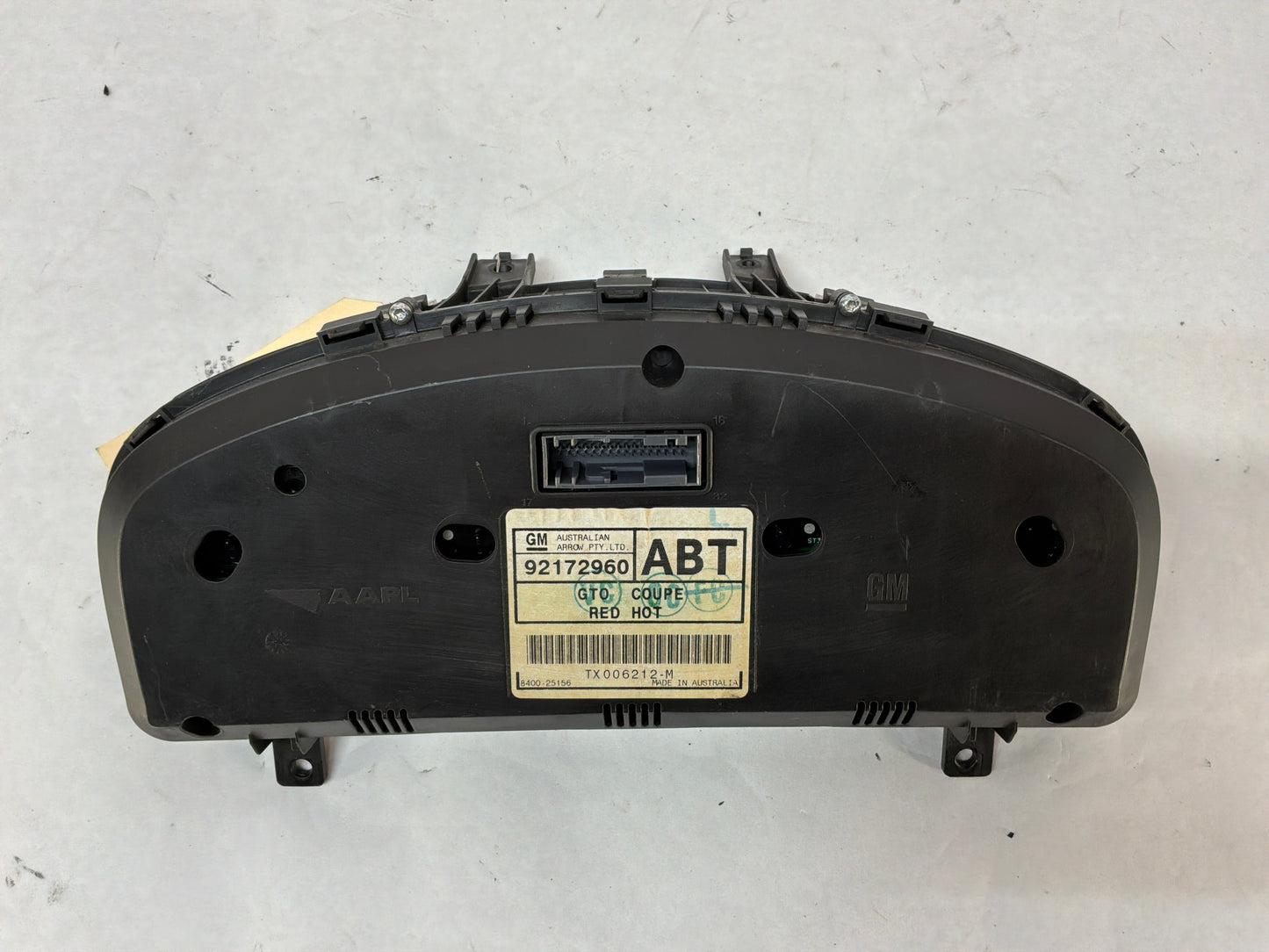 2005 Pontiac GTO Red Instrument Panel Gauge Cluster Speedometer OEM