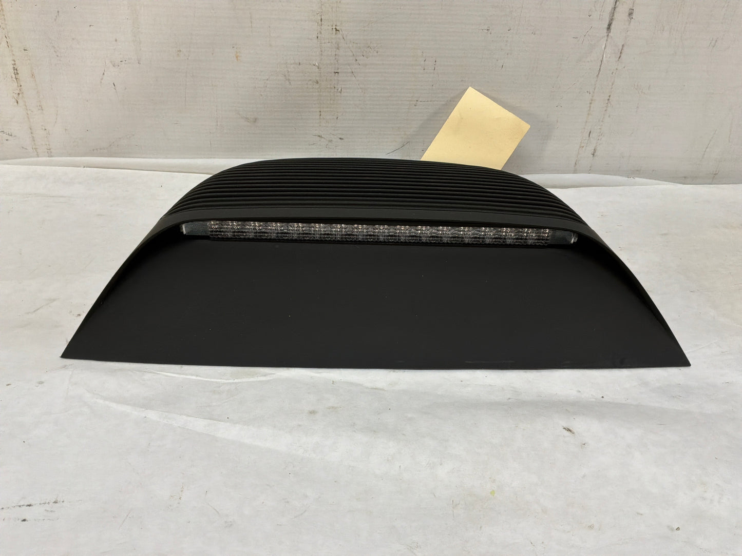 2004 Pontiac GTO 3rd Third Brake Taillight Light Lamp High Mount OEM