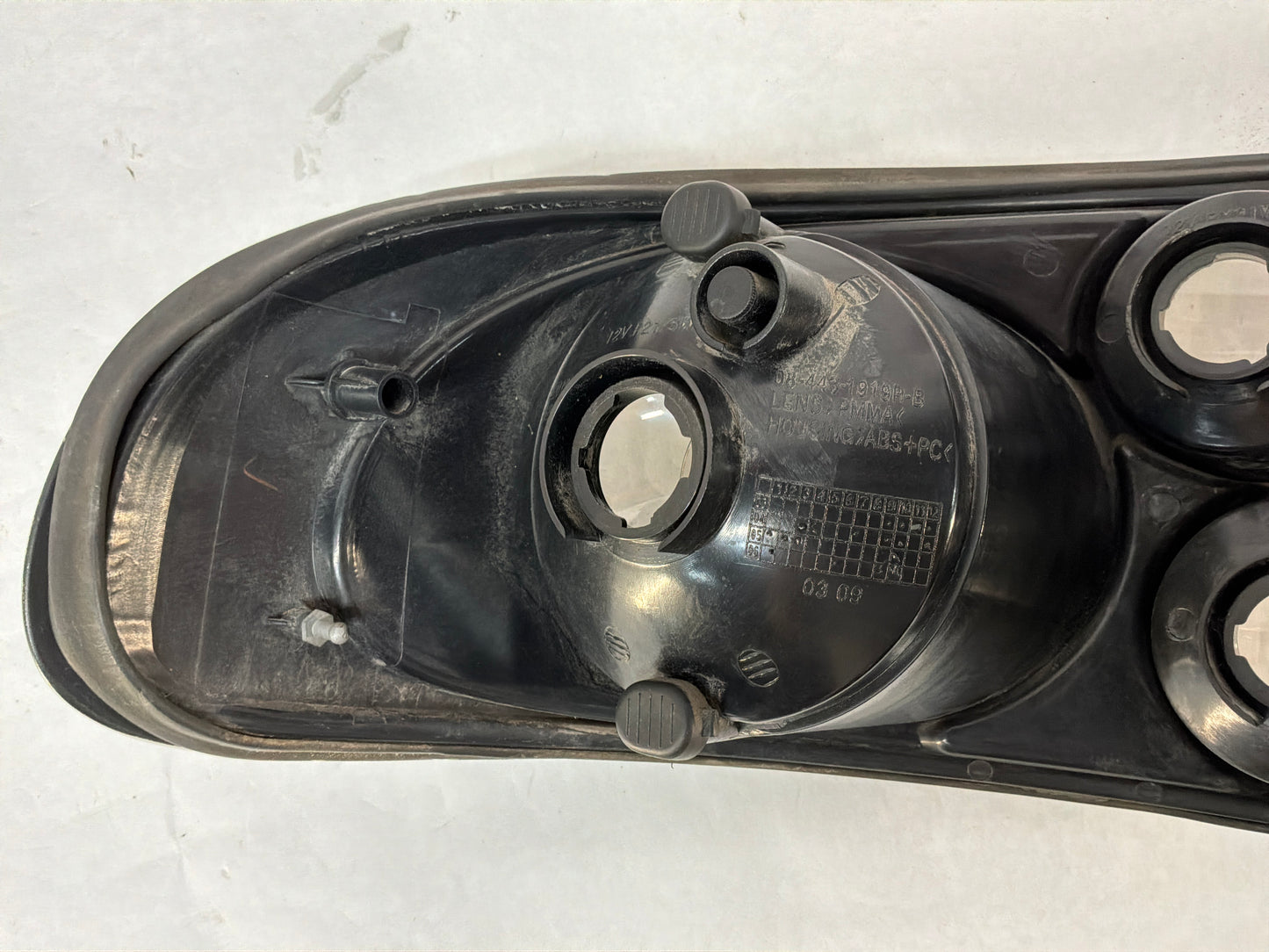 2004 Pontiac GTO RH & LH Aftermarket DEPO Clear Lens Taillight Tail Light Lamps