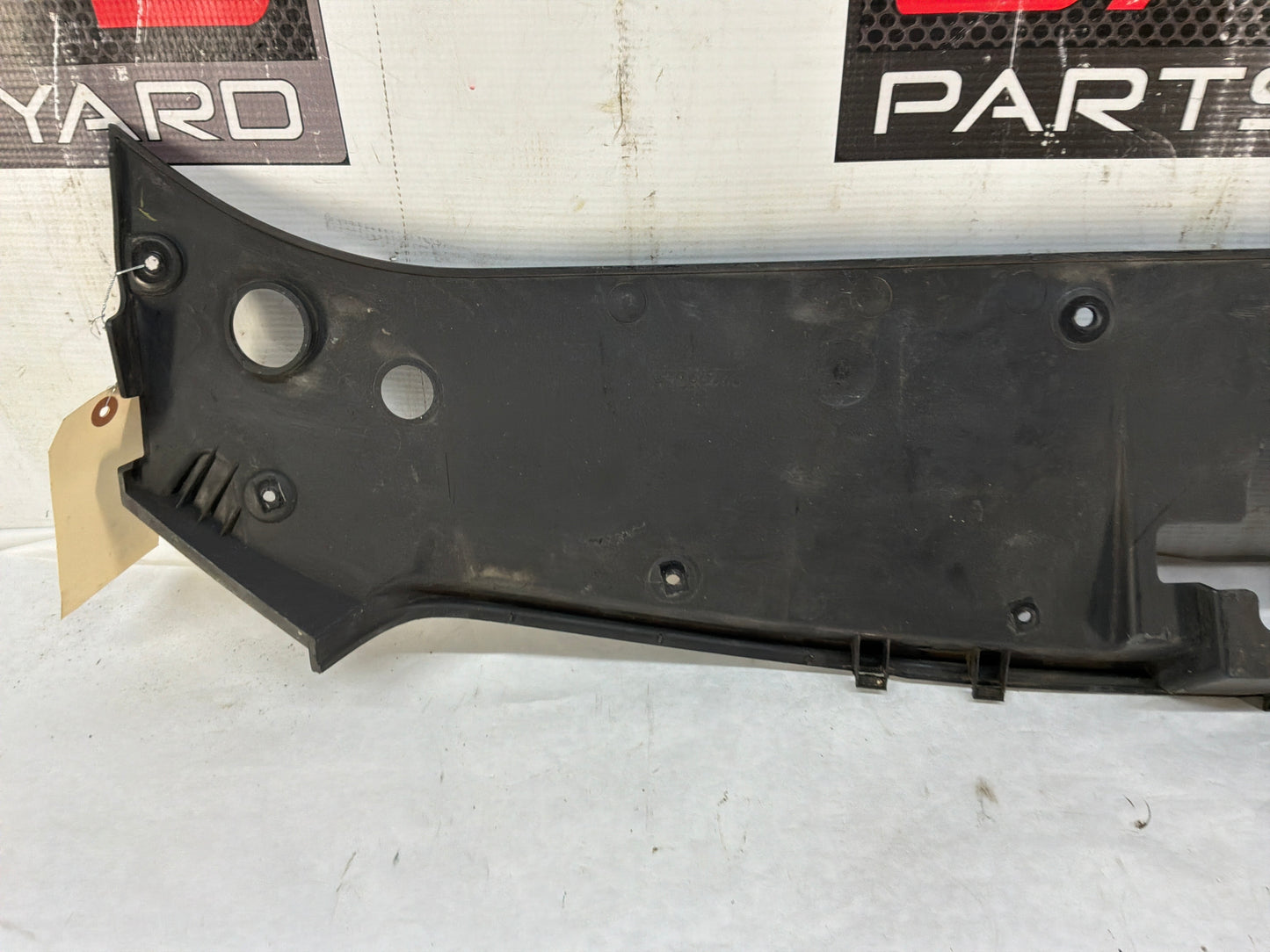 2017 Chevy SS Sedan Radiator Core Support Grille Cover Sight Shield OEM