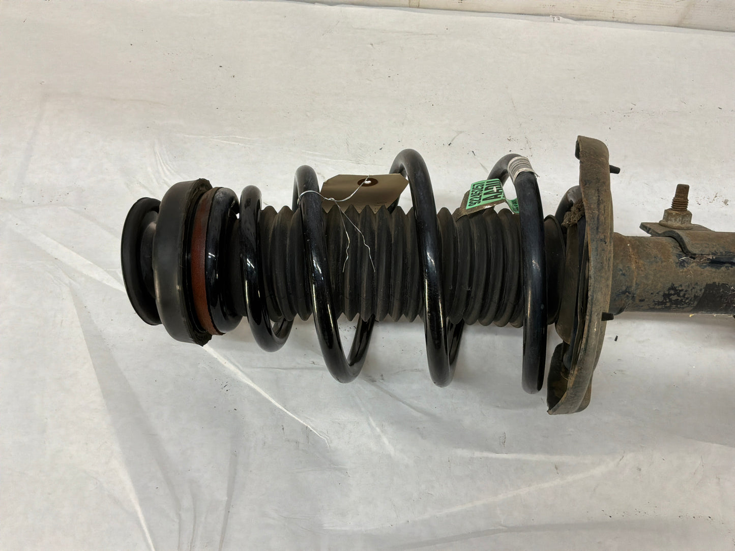 2013 Chevy Camaro LH Driver Front Suspension Shock Strut Assembly OEM