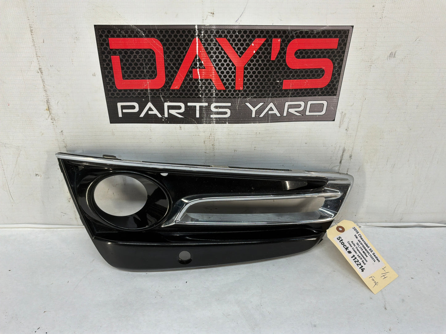 2014 Chevy SS Sedan LH Driver Fog Running Light Lamp Opening Cover Bezel OEM