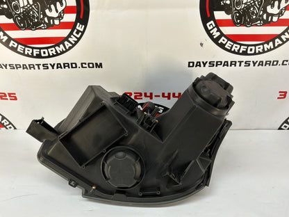 2006 Cadillac CTS-V RH Passenger Headlight Head Light Lamp OEM