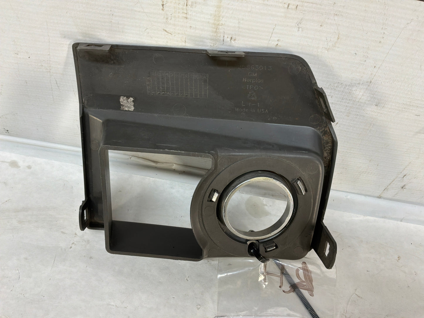 Bezel - Day's Parts Yard