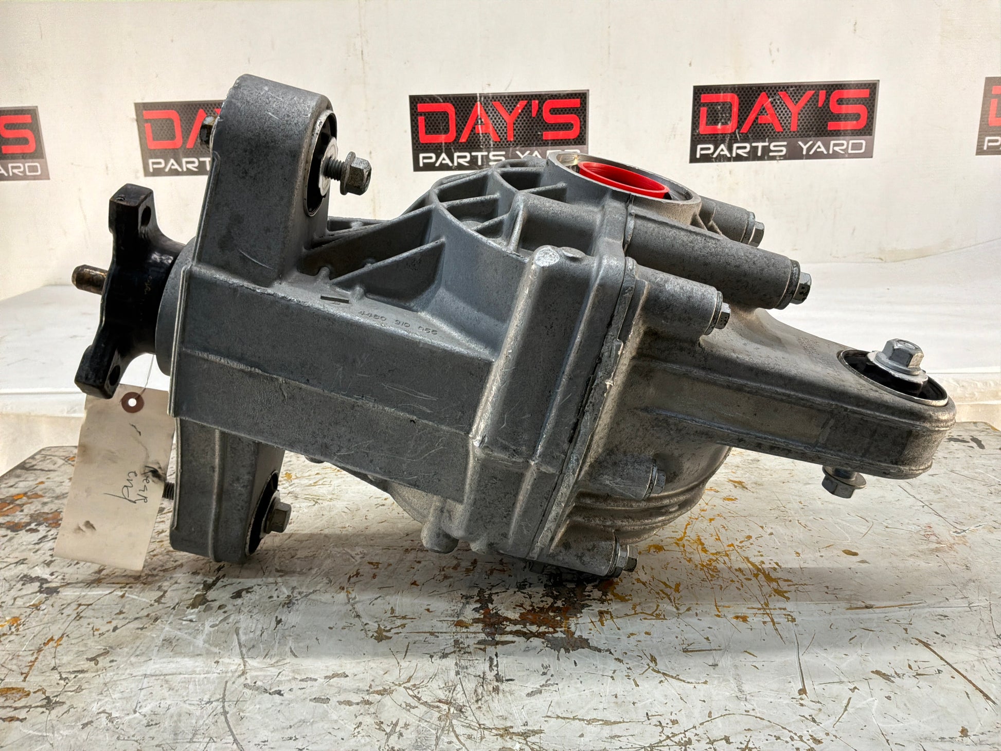 Rear differential - Day's Parts Yard
