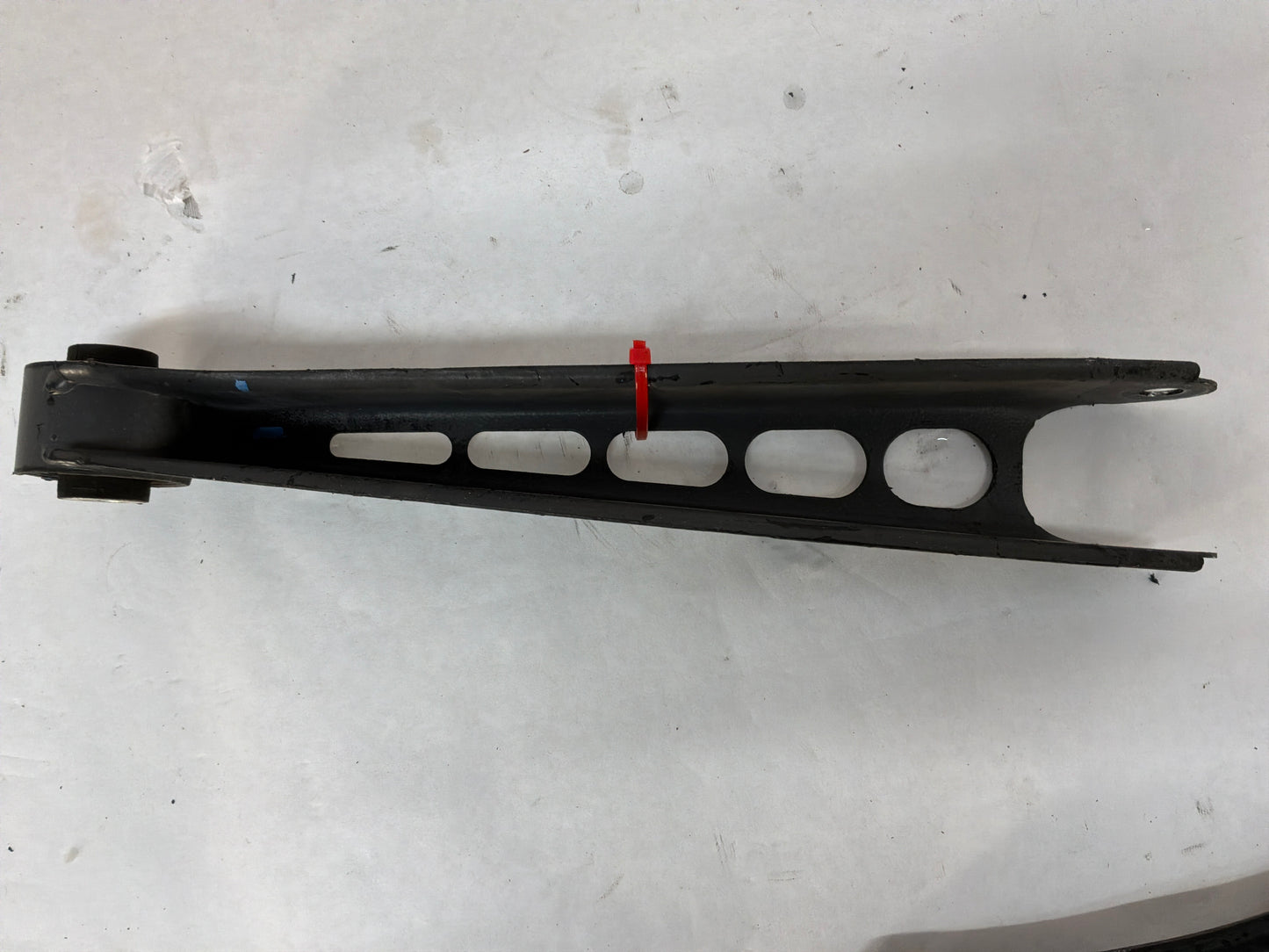 2016 Cadillac CTS-V RH Passenger Rear Suspension Control Trailing Arms Rods Links Set OEM