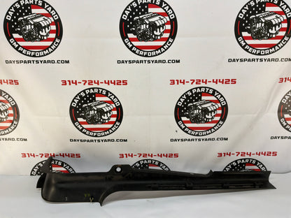 2006 Pontiac GTO LH Driver Interior Sill Carpet Retainer Trim Cover Panel OEM
